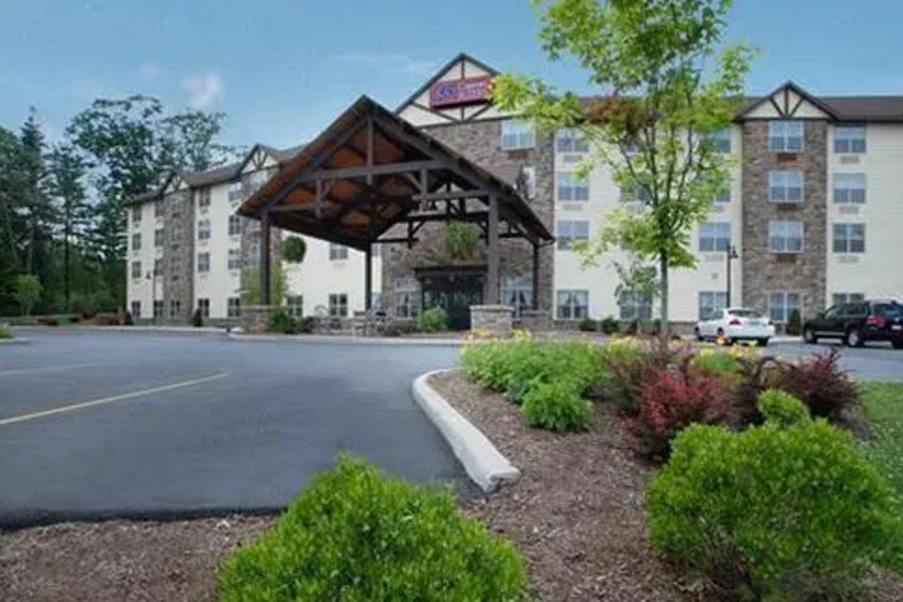 Comfort Suites Lake George - Queensbury Exterior foto