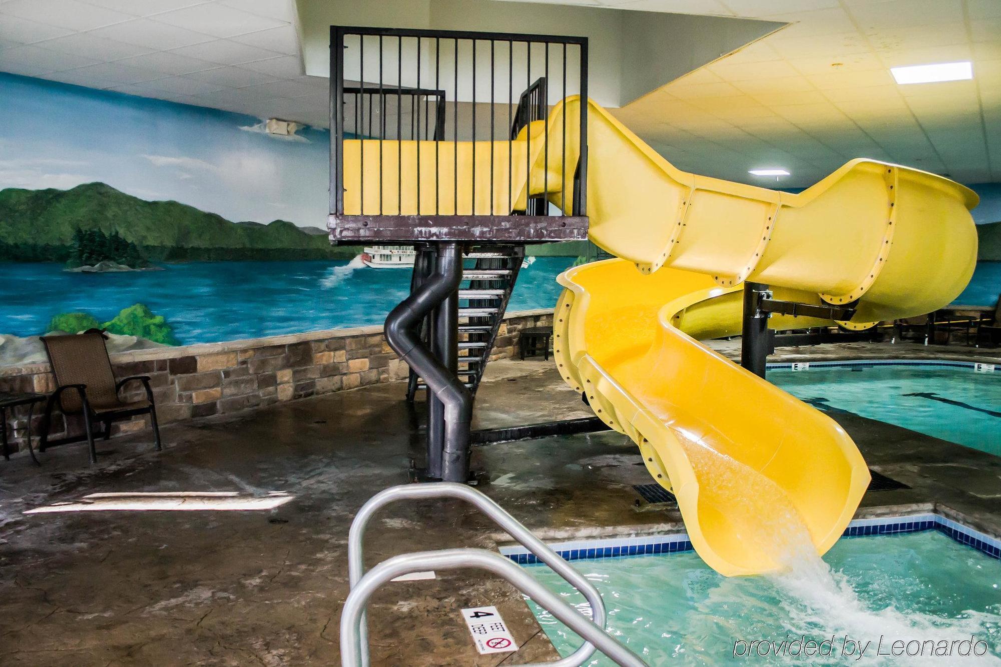 Comfort Suites Lake George - Queensbury Exterior foto