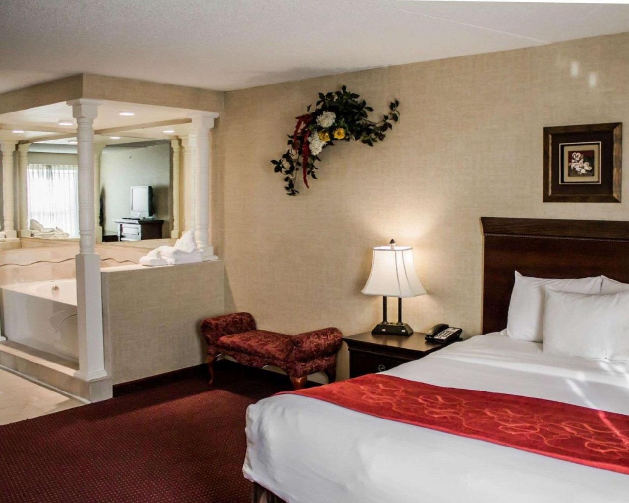 Comfort Suites Lake George - Queensbury Exterior foto